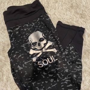 Lululemon SoulCycle leggings crop w/ skull